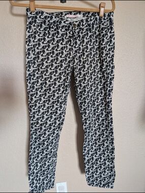 Virginie Castaway French Designer Black & White Geometric Cropped Tammy EUC 26